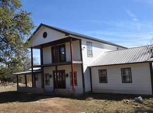 711 Alamo Rd, Fredericksburg, TX 78624