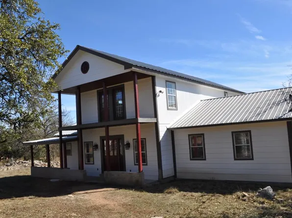 711 Alamo Rd, Fredericksburg, TX 78624