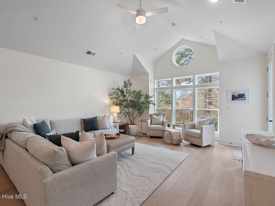 1st image of 2537 St James Drive SE Apt 1108