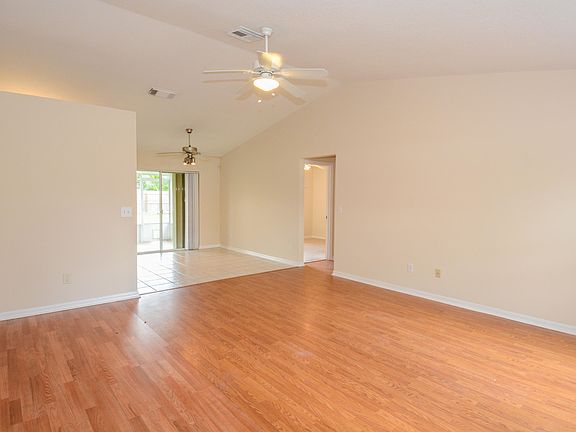 3rd image of 5844 NW Bates Ave