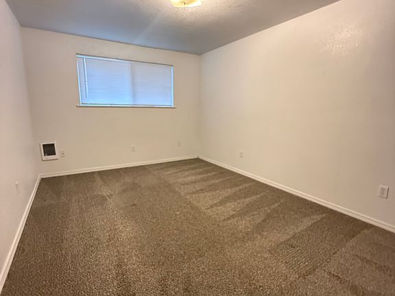 2nd image of 807 E Park Ave #12