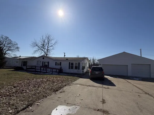 5075 Armstrong Ave, Fairgrove, MI 48733