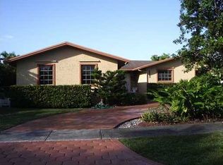 13741 SW 71st Ln, Miami, FL 33183