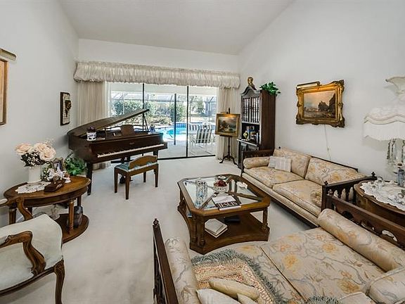 5th image of 2808 Amberley Ct