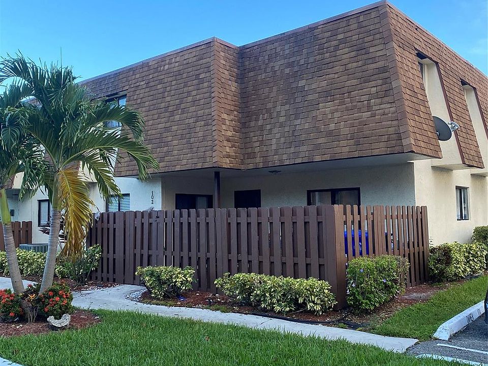 1st image of 102 San Remo Boulevard #102
