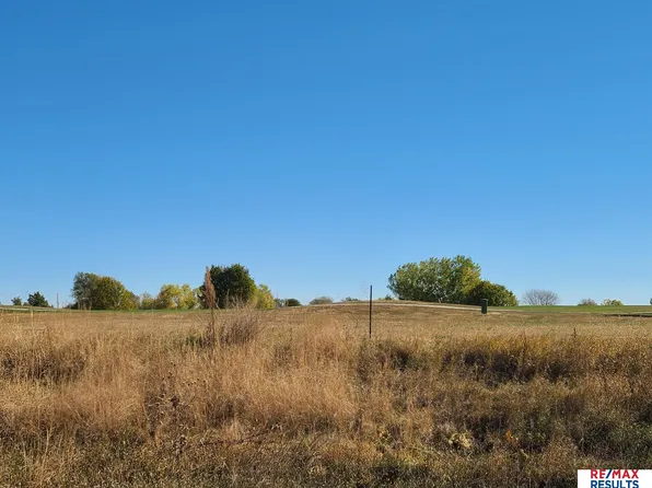 8777 12th Ave, Plattsmouth, NE 68048