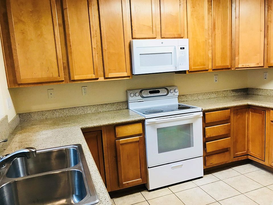 2nd image of 3584 Mariner Rd
