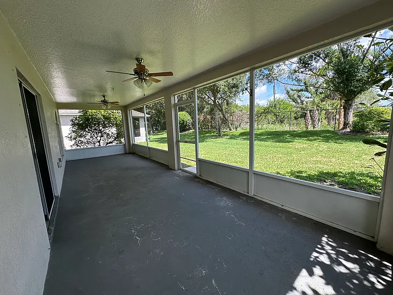 2529 12th Sq SW — Photo 45