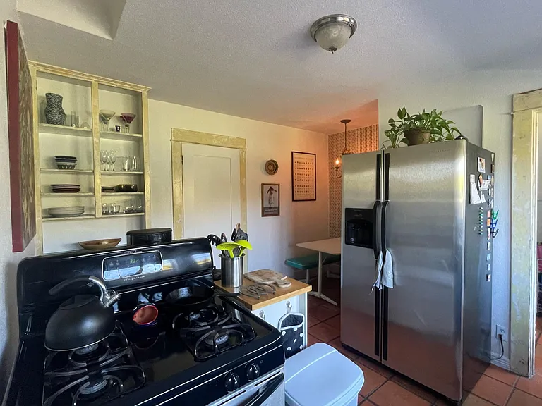 1143 S Muirfield Rd — Photo 15