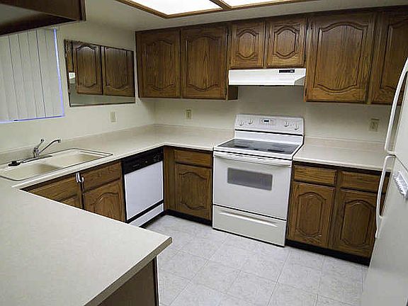 2nd image of 12222 N PARADISE VILLAGE Parkway #227