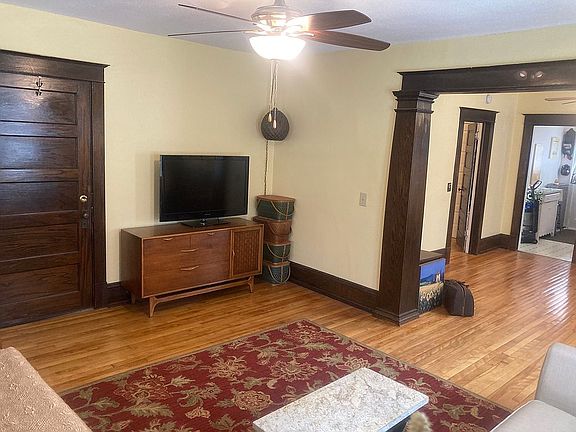 4th image of 3145 Grand Ave S #1