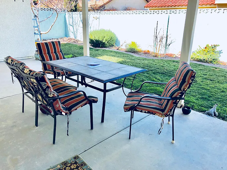W Mesa Vista Ave — Photo 33