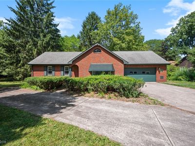2156 Pine Ridge Dr, Wickliffe, OH, 44092