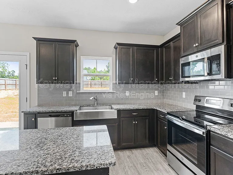1260 Elias Sta — Photo 8