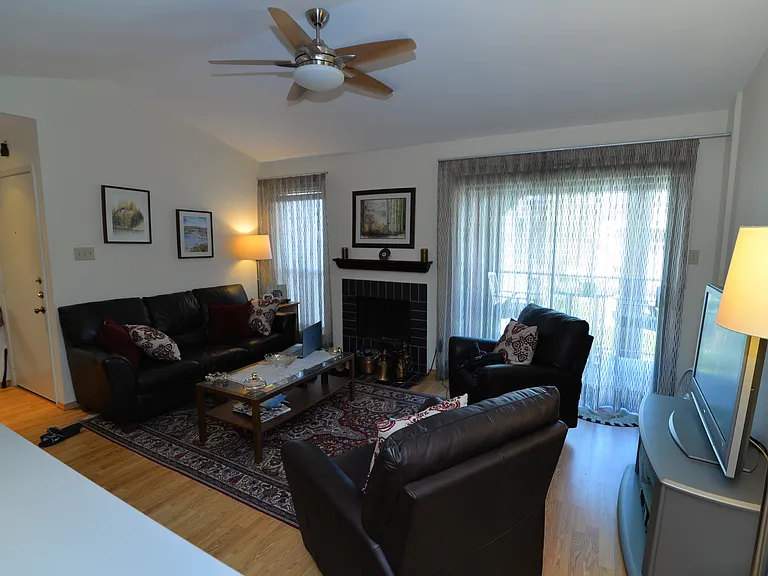 2025 Augusta Dr #806 — Photo 3
