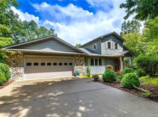 398 Udoque Ct, Brevard, NC 28712