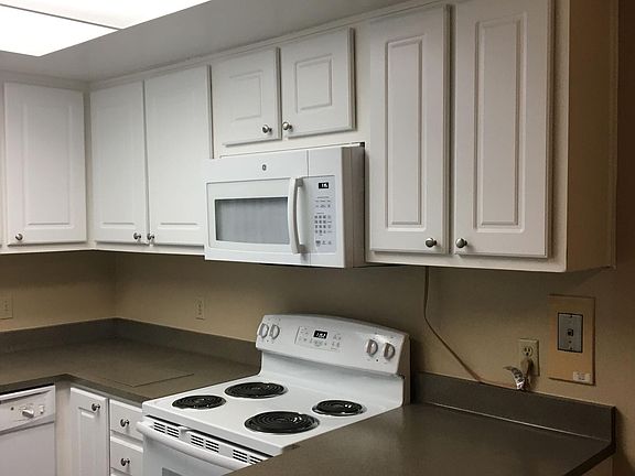 2nd image of 6801 San Tomas Dr #110