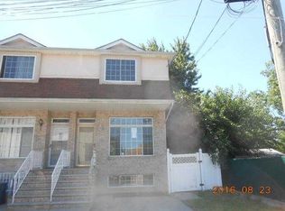 30 Danny Ct, Staten Island, NY 10314