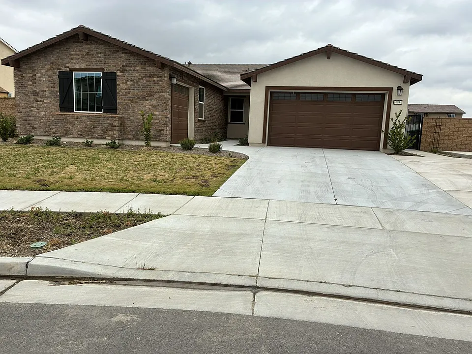 10934 Orange Blossom Rd