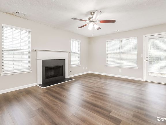 5th image of 1776 Bennett Dr