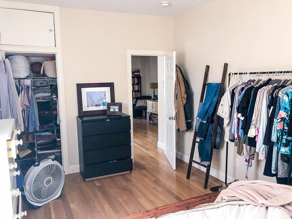 SO MUCH ROOM FOR FURNITURE & STORAGE