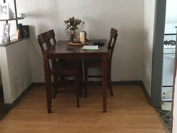 5th image of 125 Villareal St