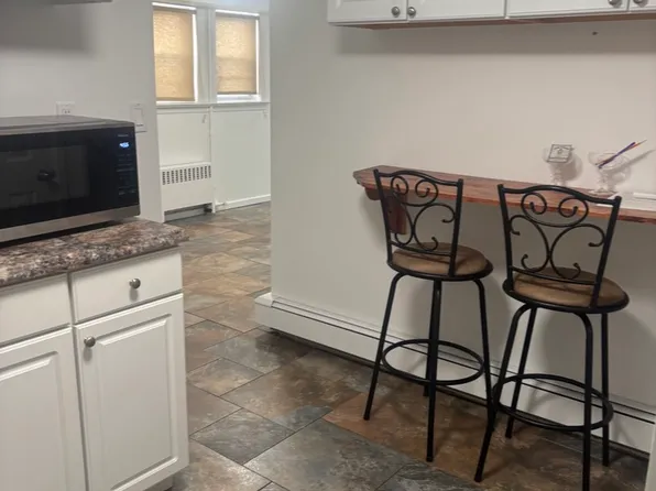 (undisclosed Address), Long Beach, NY 11561