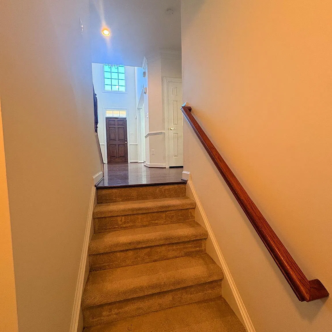 4 bed, 3.5 bath, 3910 sqft, $4,995 — Photo 3