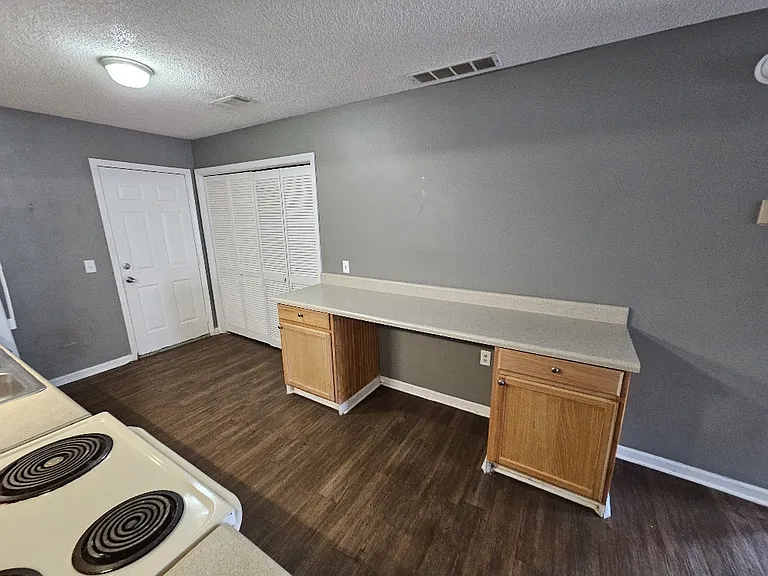 230.5 Lanier Dr #244 — Photo 5