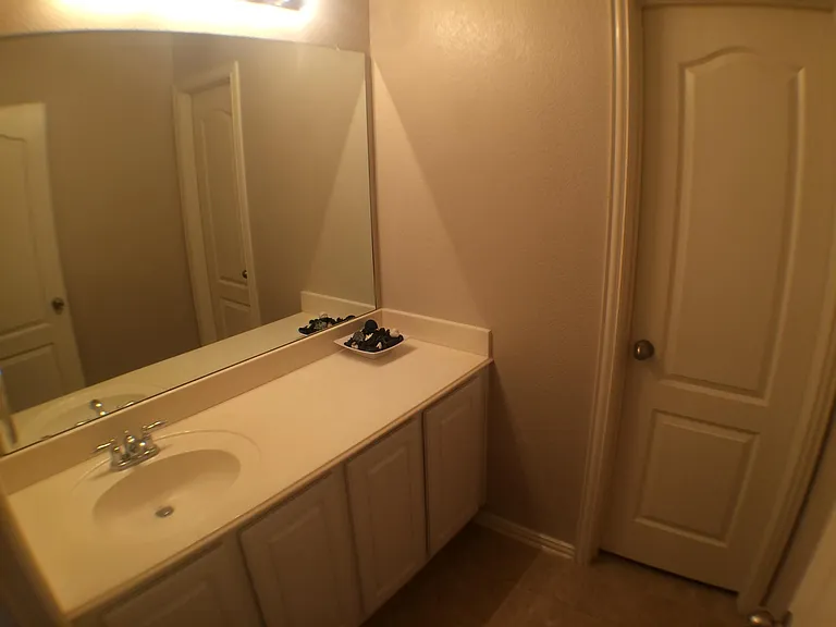 2401 Morning Dew Dr — Photo 4