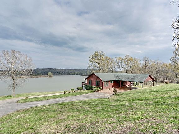 4th image of 140 Joseph Ln