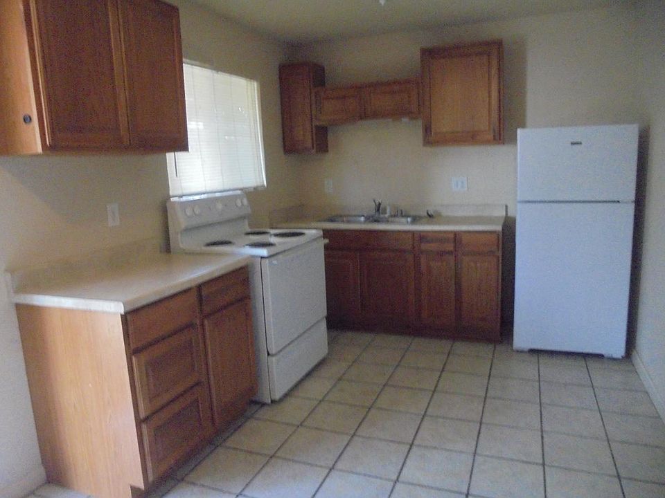 2nd image of 772 Gardella Ave