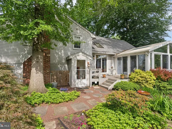 234 Eastbourne Ter, Moorestown, NJ 08057