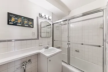 Rented by Nest Seekers International