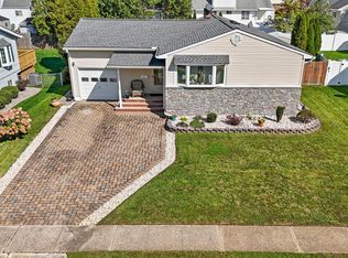 70 Walt Whitman Way, Hamilton, NJ 08690
