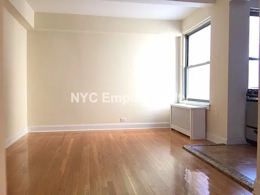 Rented by NYC Empire Realty Inc | media 5