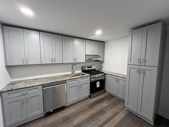 Level1_Kitchen_pic3
