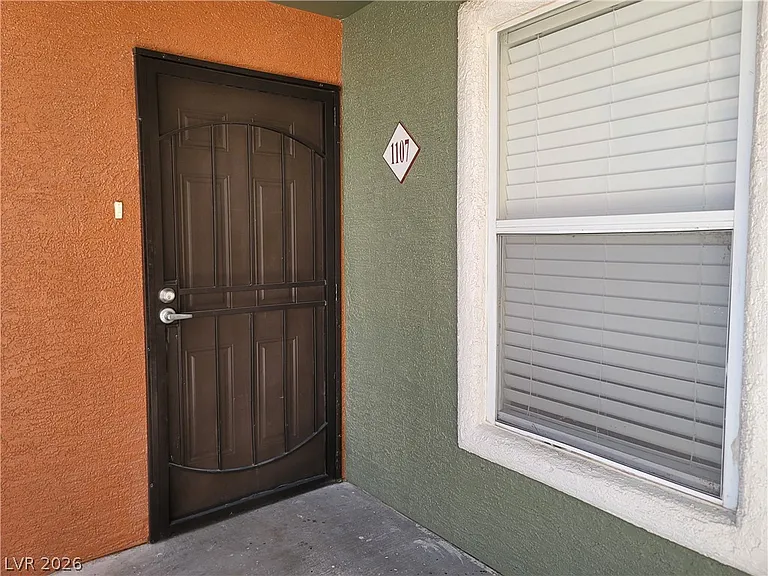 8101 W Flamingo Rd #1107 — Photo 2