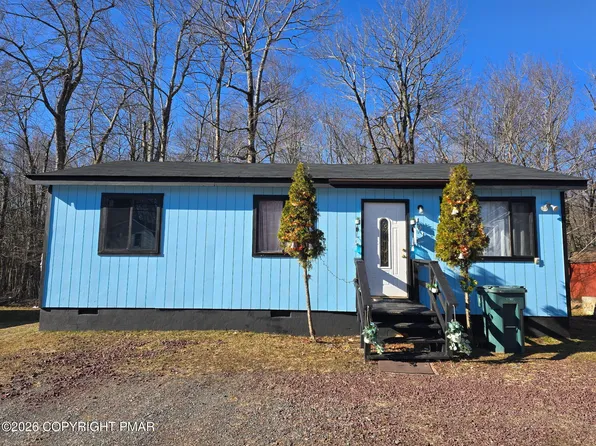 9014 Idlewild Dr, Tobyhanna, PA 18466