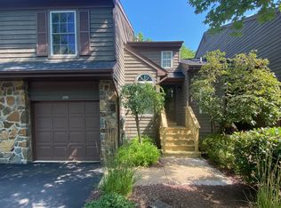 15 D Andover Cir, Princeton, NJ 08540