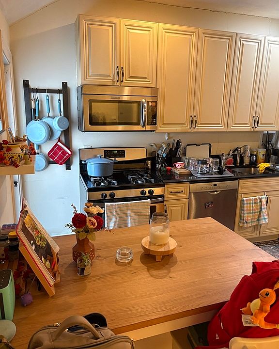1st image of 1672 Beacon St #3B