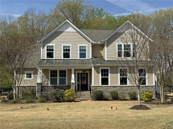 2212 Sir Hatchett Ct, Williamsburg, VA 23185