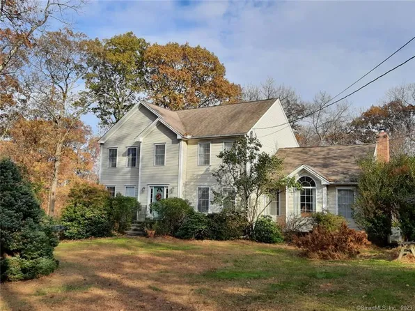5 Sarah Drive, Oxford, CT 06478