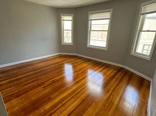 321 Union St #6, Fall River, MA 02721