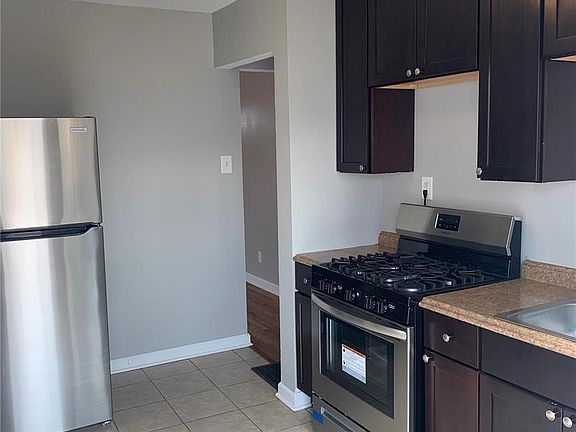 5th image of 130 Saint Madeleine Ln