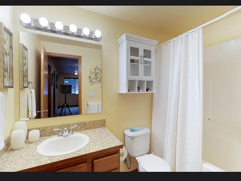 Upstairs Bathroom