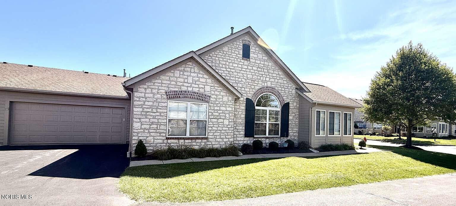 2835 N Canterbury Cir #A — Catawba Island Club