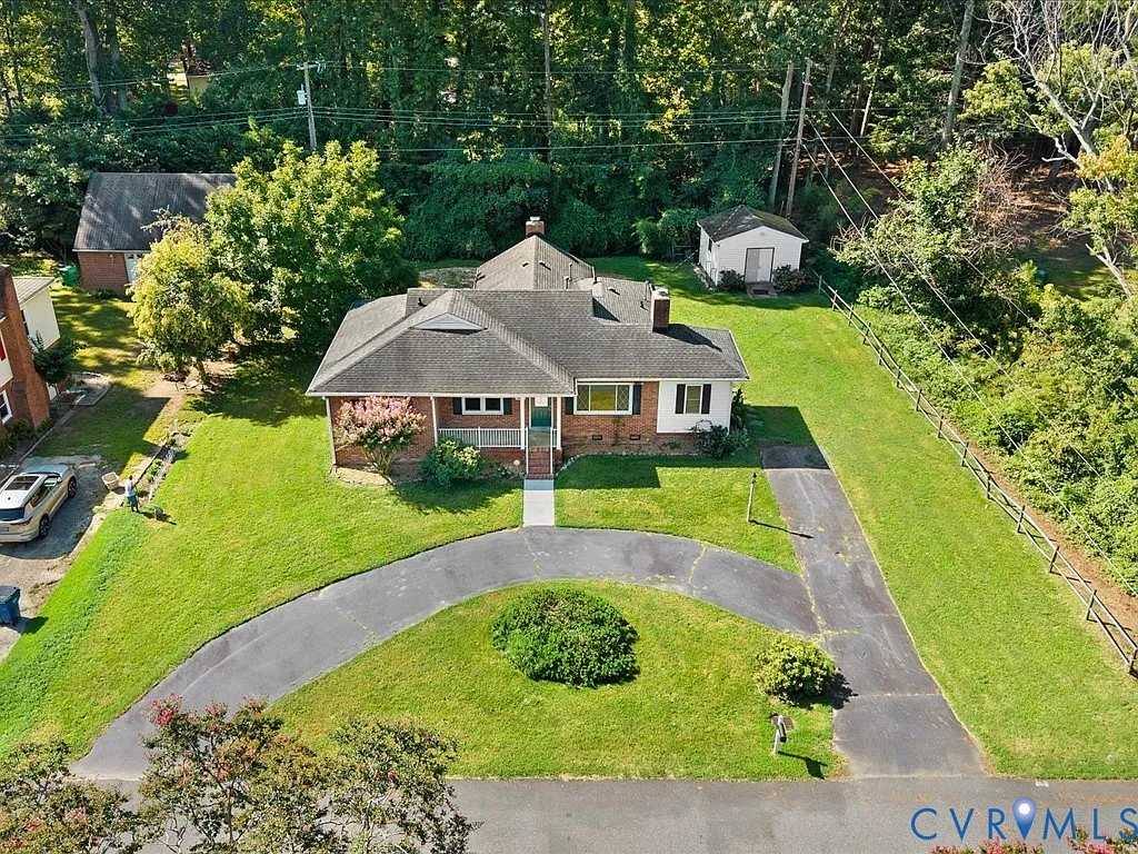 3 bed, 1.5 bath, 1780 sqft, $2,500 — Photo 2