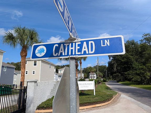 3rd image of 111 Cathead Ln
