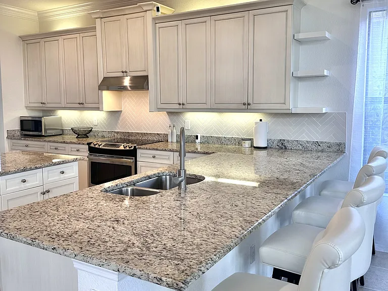 3260 Atlantic Cir — Photo 12
